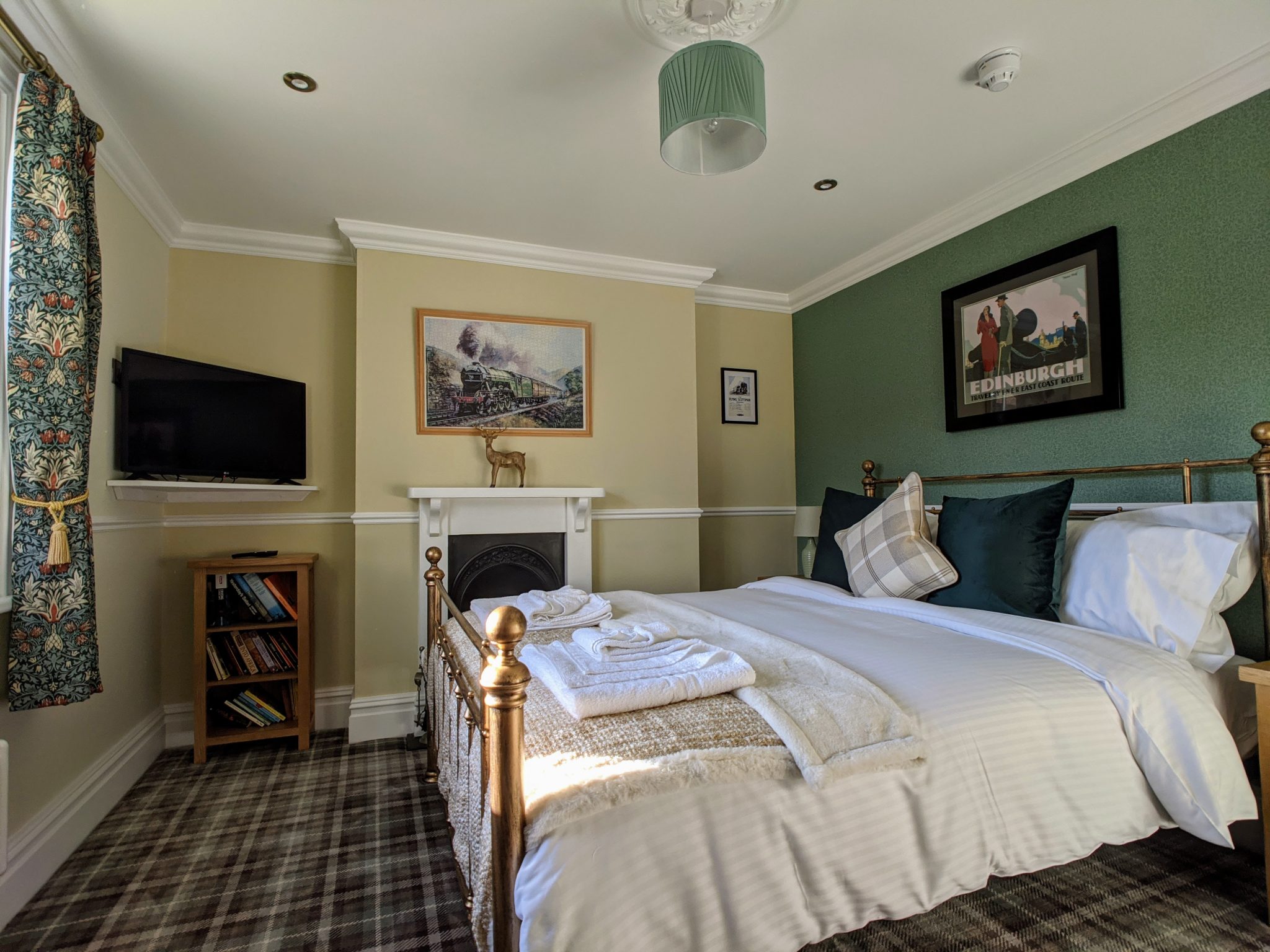 Home - The Railway Hotel Fordingbridge