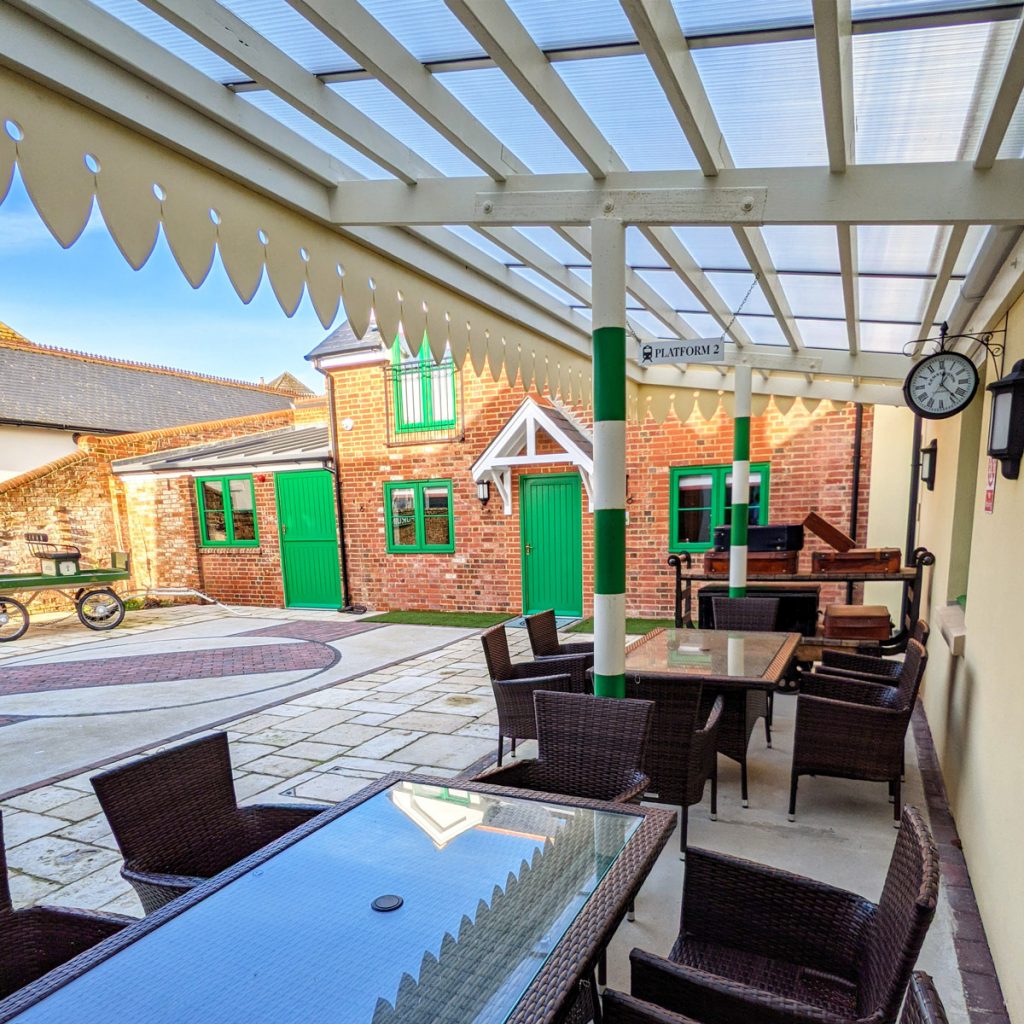 Railway Hotel Courtyard with Tables